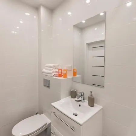 Apartment Eclectic Near Old Town Warsaw