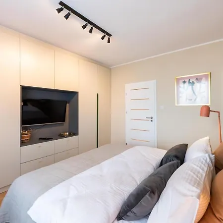 Eclectic Near Old Town Lägenhet